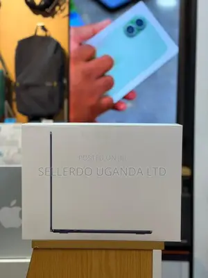 New Laptop Apple MacBook Air 16GB SSD 512GB