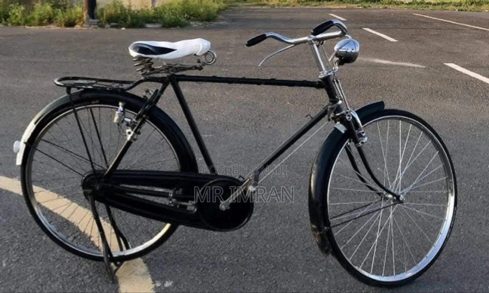 Classic Vintage Roadster Bicycle