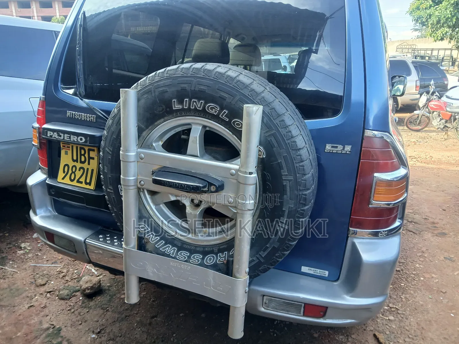 Mitsubishi Pajero 2004 Blue