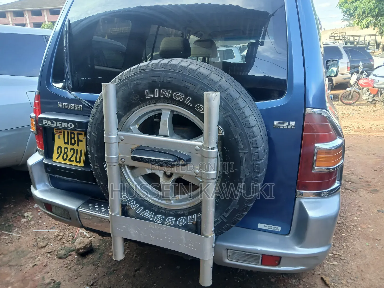 Mitsubishi Pajero 2004 Blue