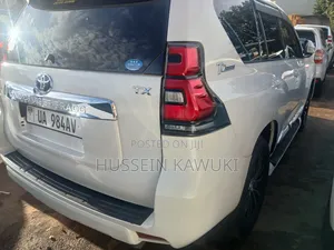 Toyota Land Cruiser Prado 2015 White