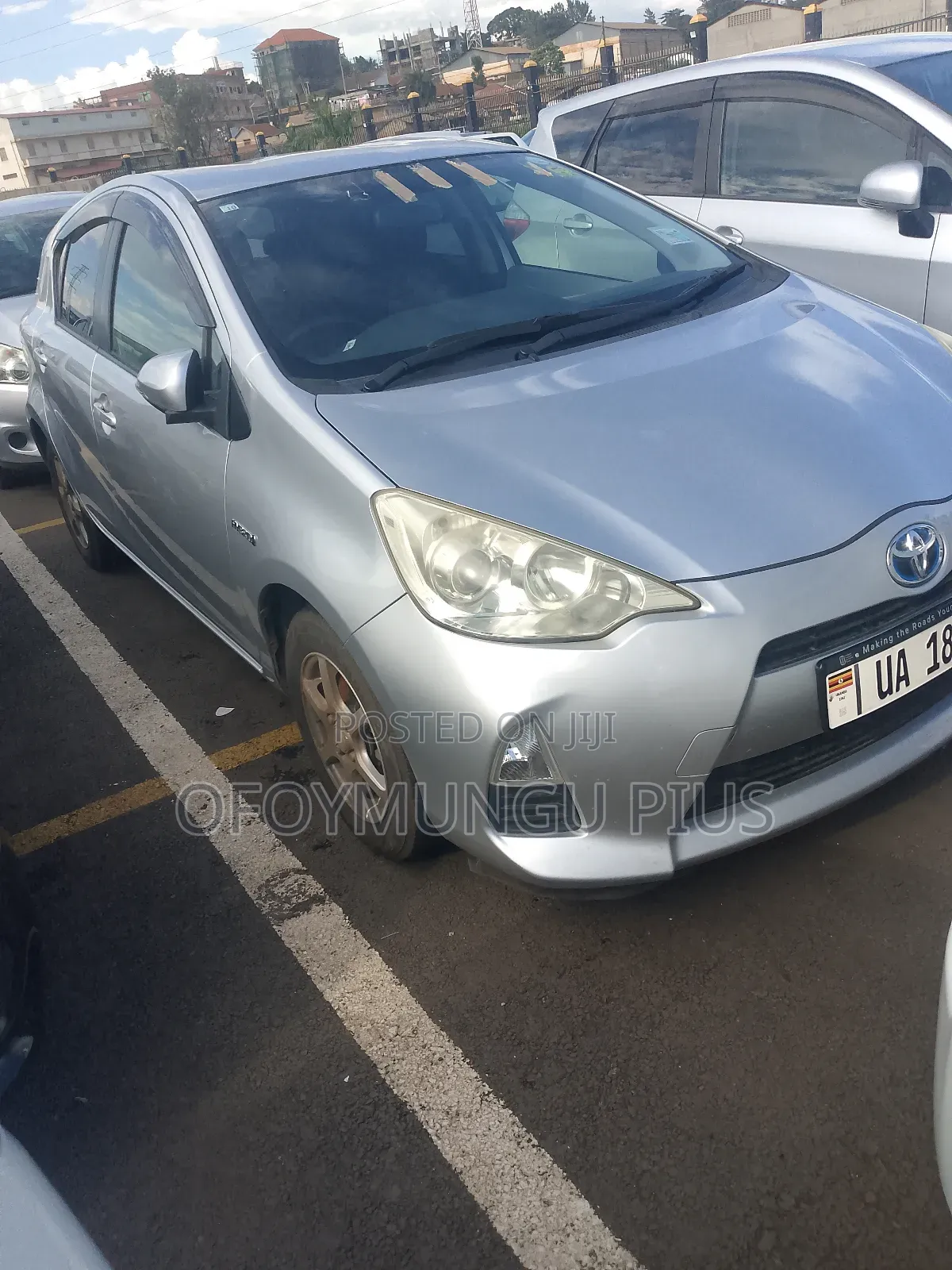 Toyota Aqua 2011 Silver