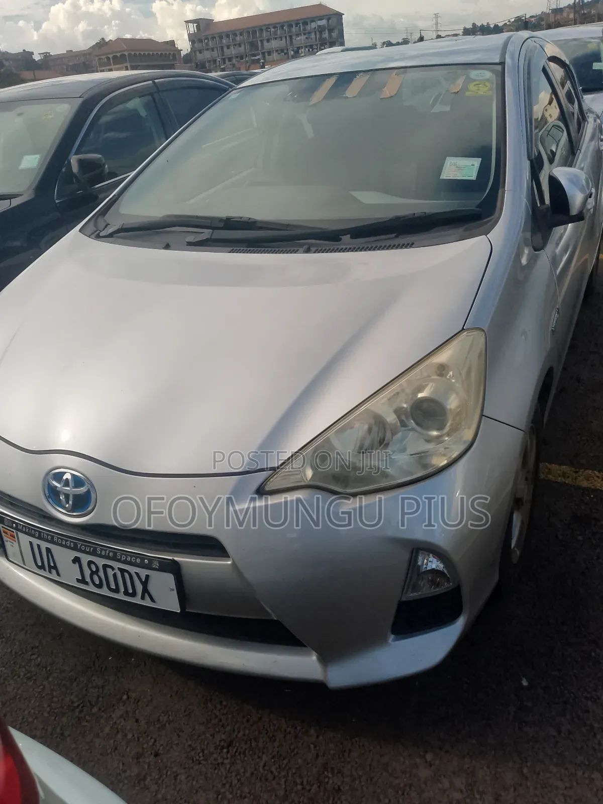 Toyota Aqua 2011 Silver