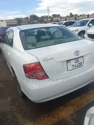 Toyota Axio 2010 White