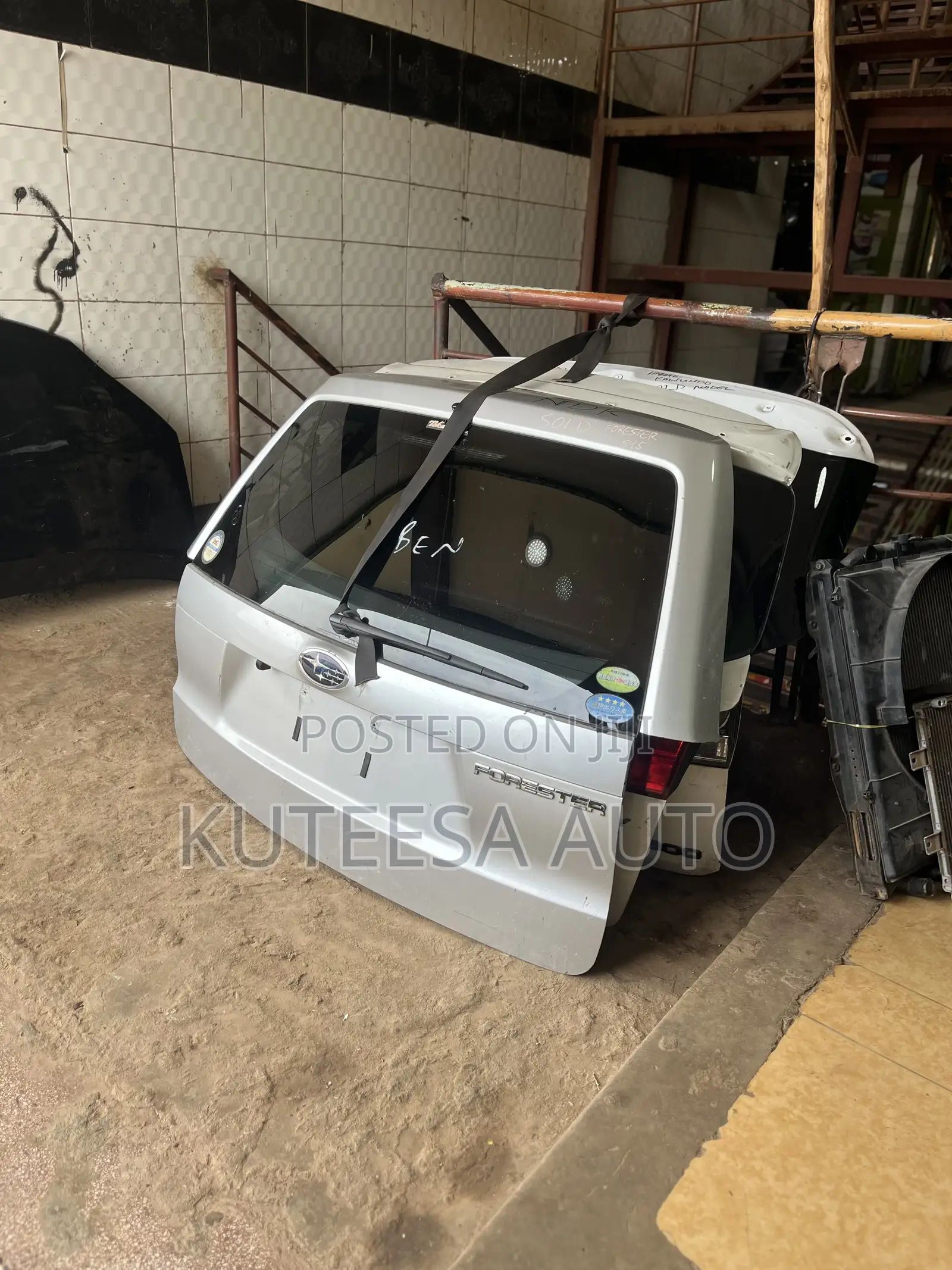Subaru Forester Sh5 Boot 2010