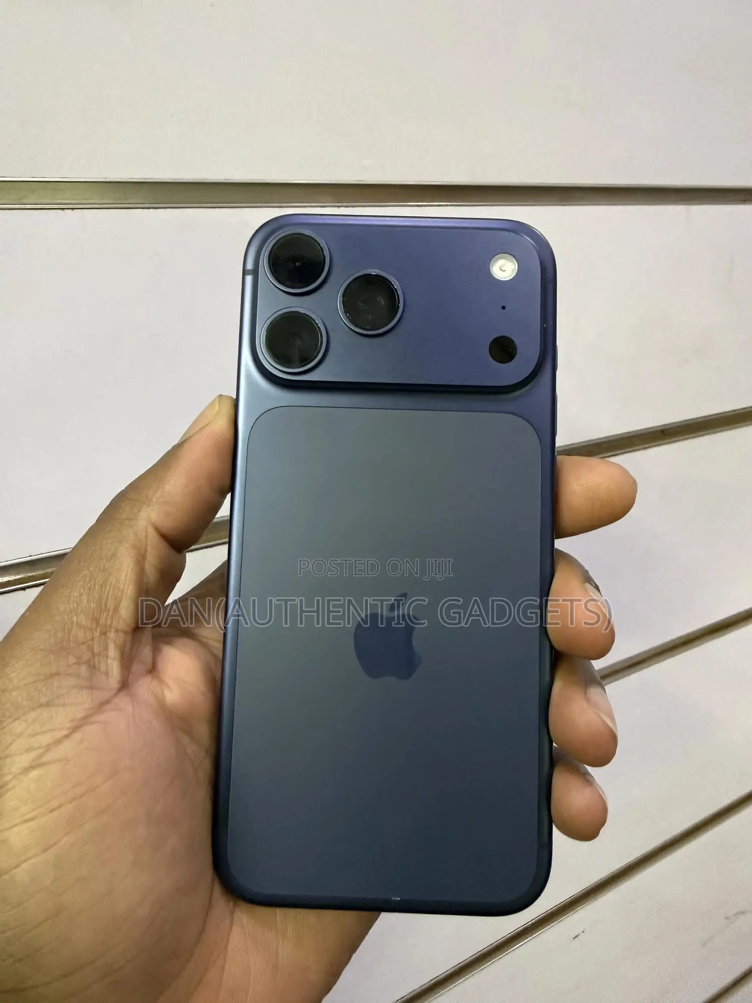 New Apple iPhone 17 Pro Max 512 GB Blue