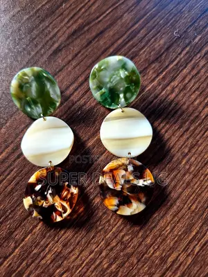 Earings Jewelery