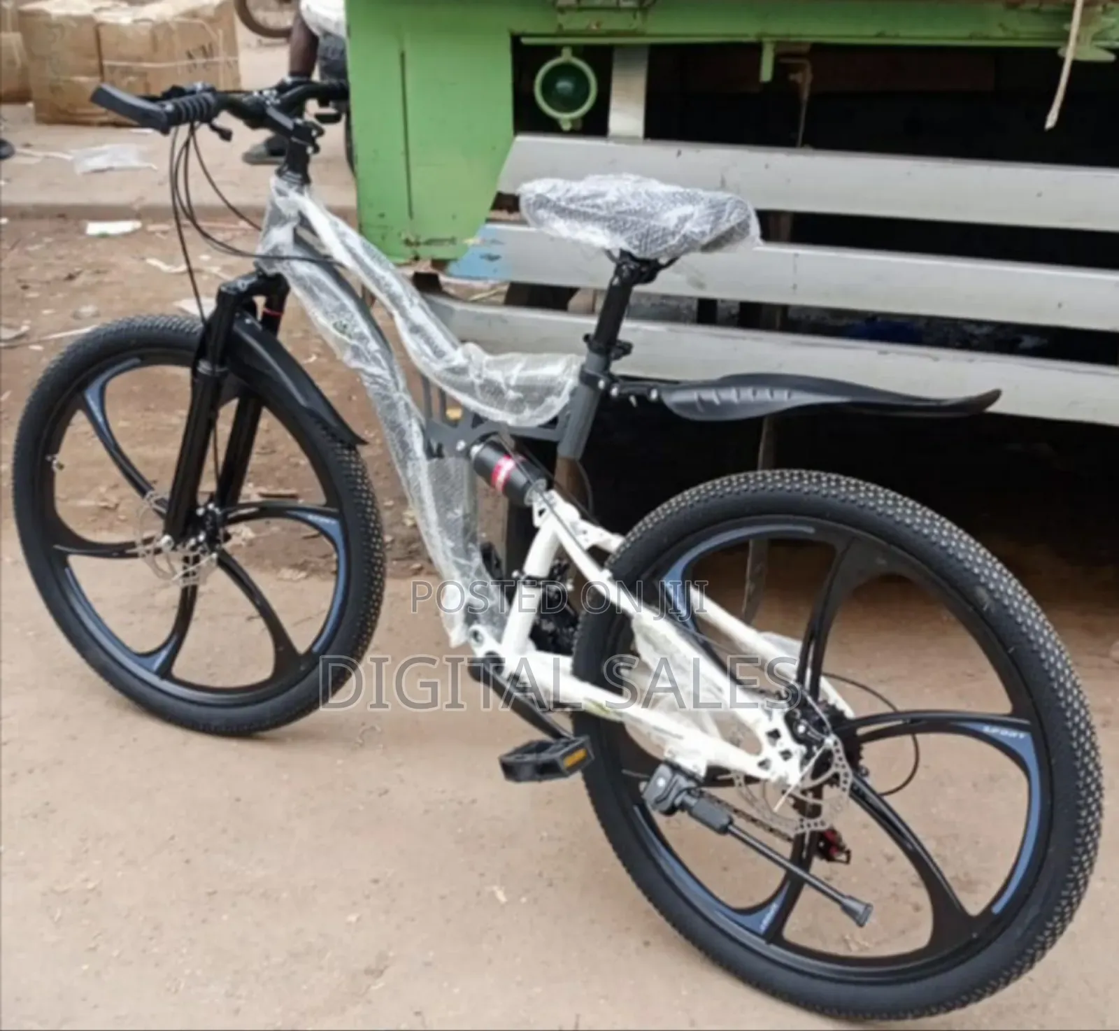Dynamic Full-Suspension Mountain Bike