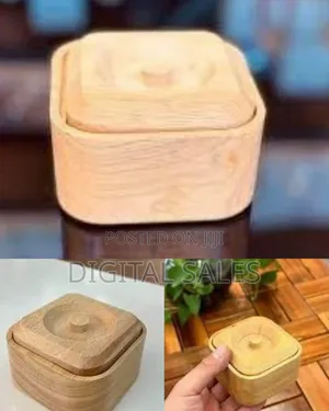 Minimalist Handcrafted Wooden Jewelry and Keepsake Box