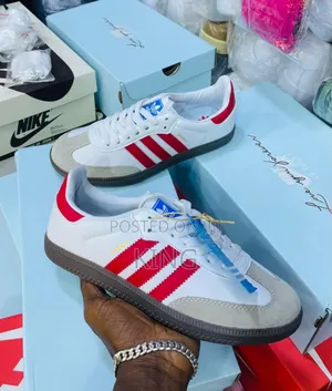 Adidas Sambas. Green X Red