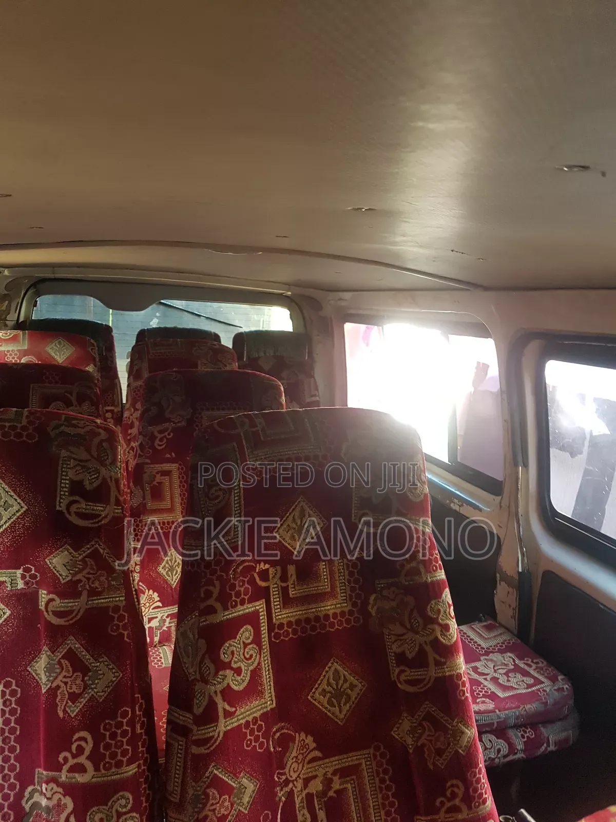 Toyota HiAce 2007 White