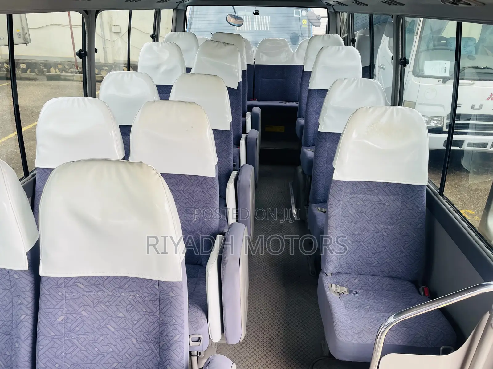 Toyota Coaster 2013 Gold