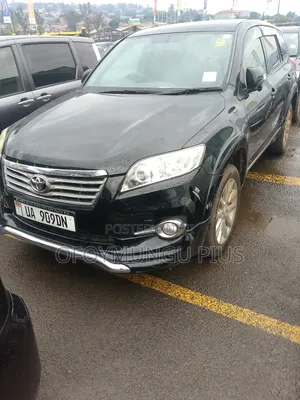 Toyota Vanguard 2011 Black