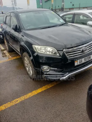 Toyota Vanguard 2011 Black