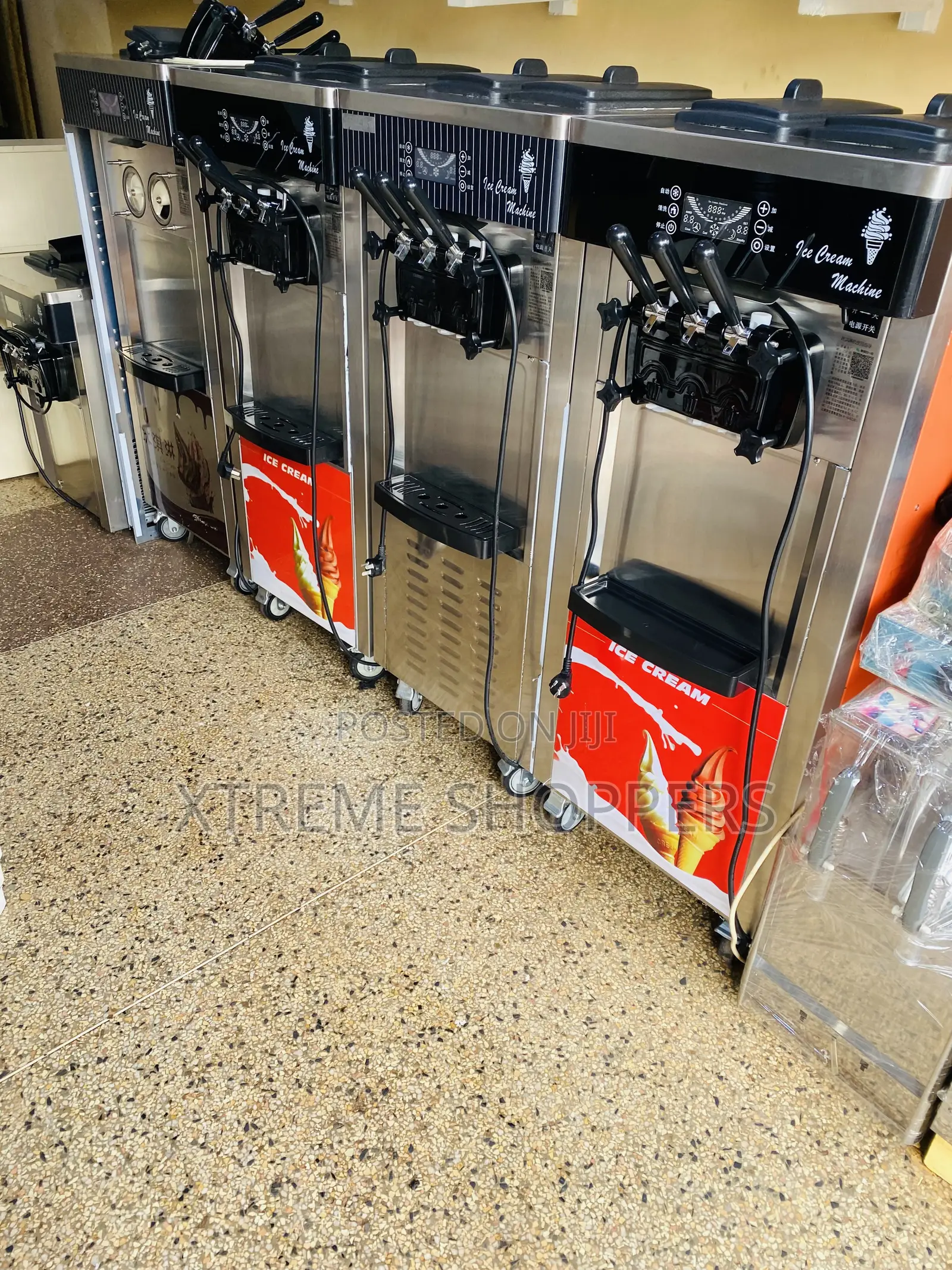 Full Producer /Ice Cream Machine /Comfartable Use