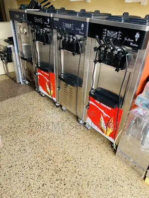 Full Producer /Ice Cream Machine /Comfartable Use