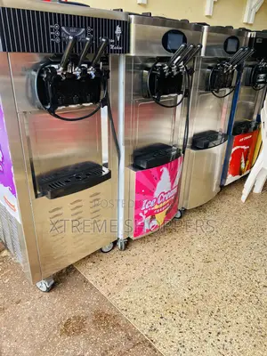 Full Producer /Ice Cream Machine /Comfartable Use