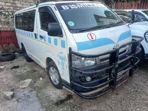 Toyota HiAce 2008 White