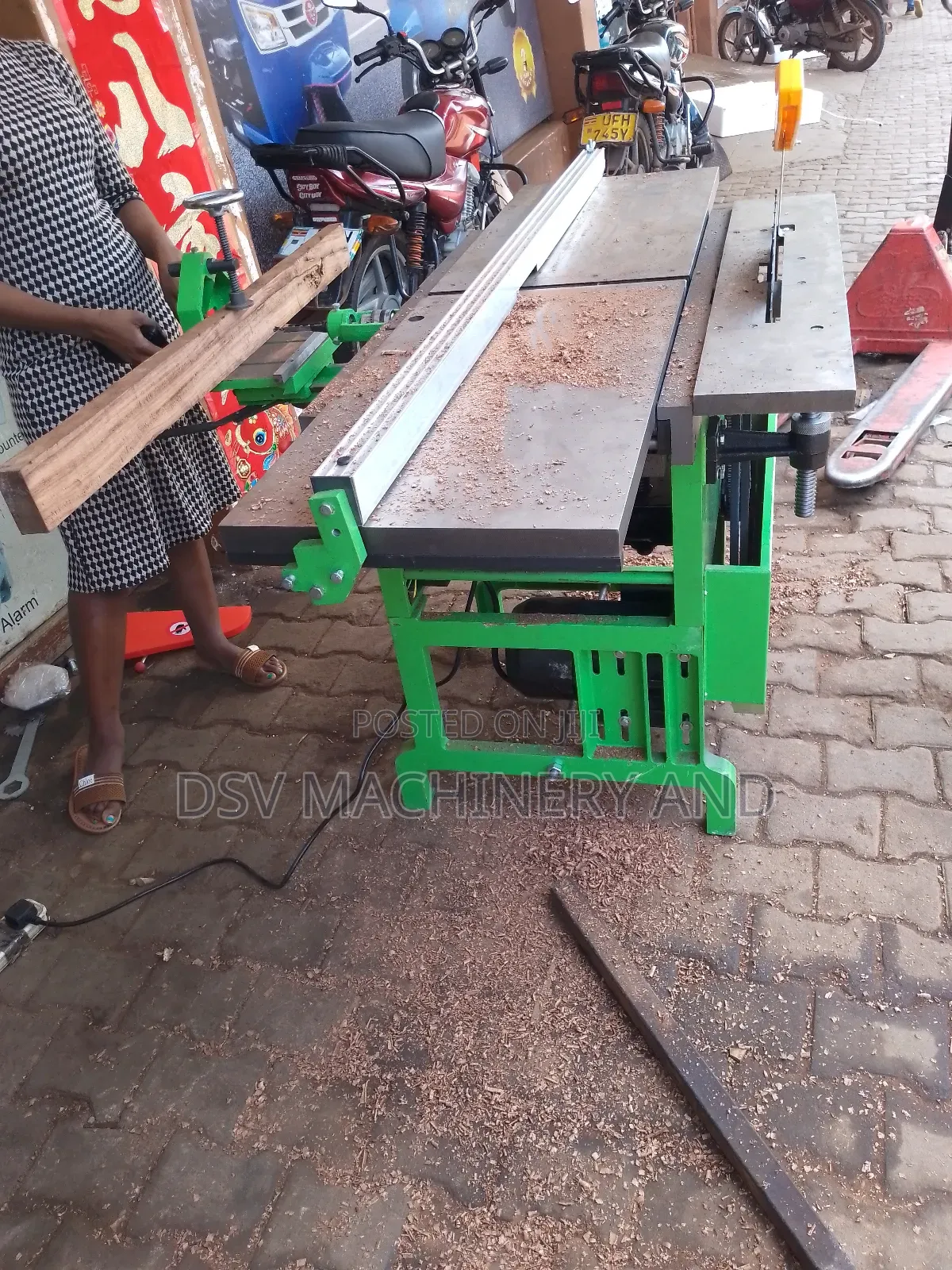 12" Table Saw Machine