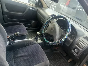 Opel Astra 2005 Green