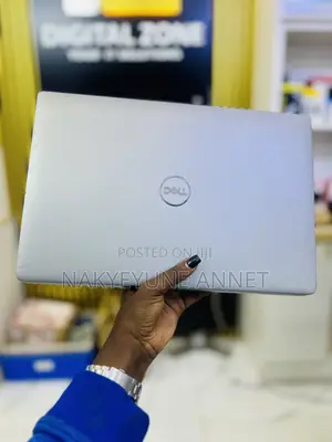 Laptop Dell Latitude 5420 16GB Intel Core i7 SSD 256GB