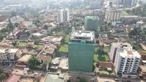 2bdrm Condo in Mawanda Road Close, Central Division for sale