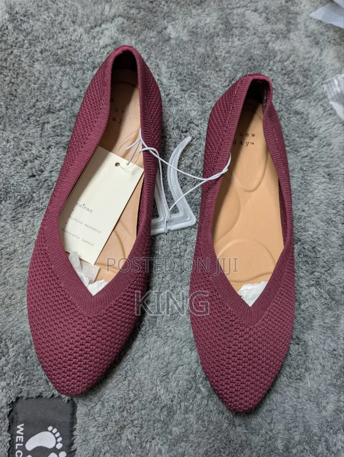 Stiletto Flat Pumps