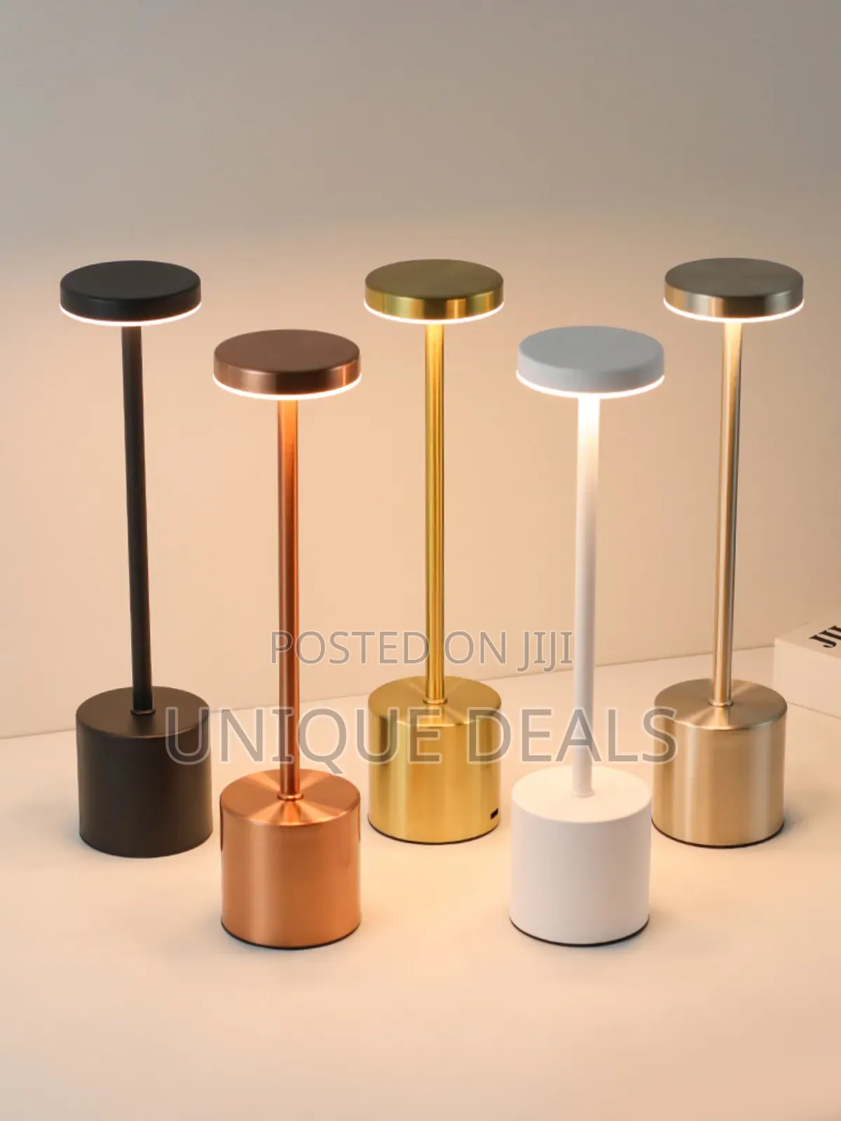 Cordless Table Lamp (Gold)