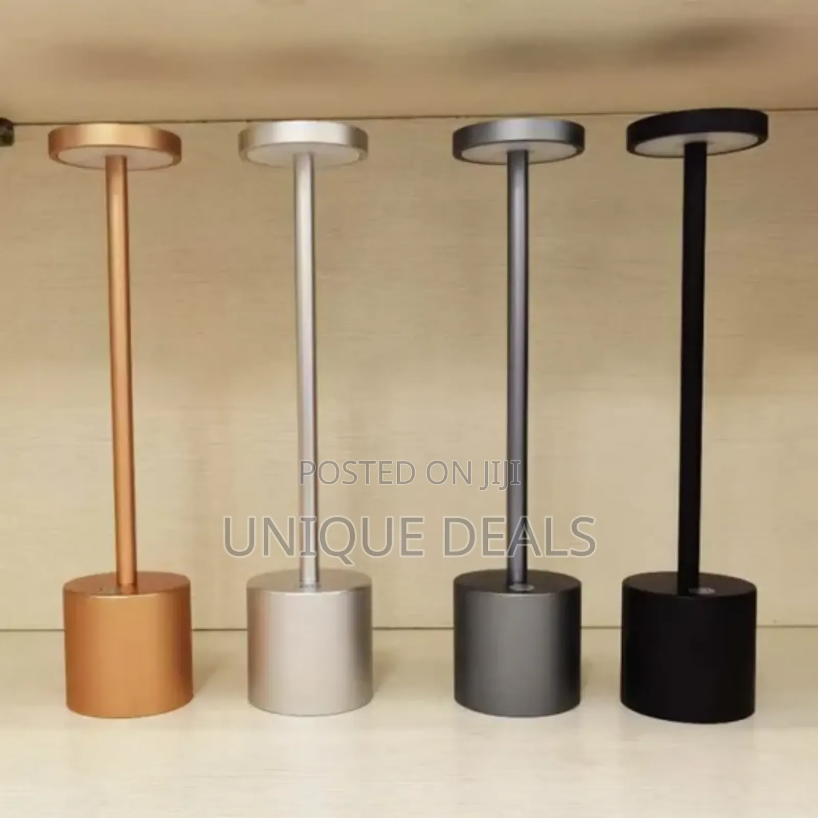 Cordless Table Lamp (Gold)