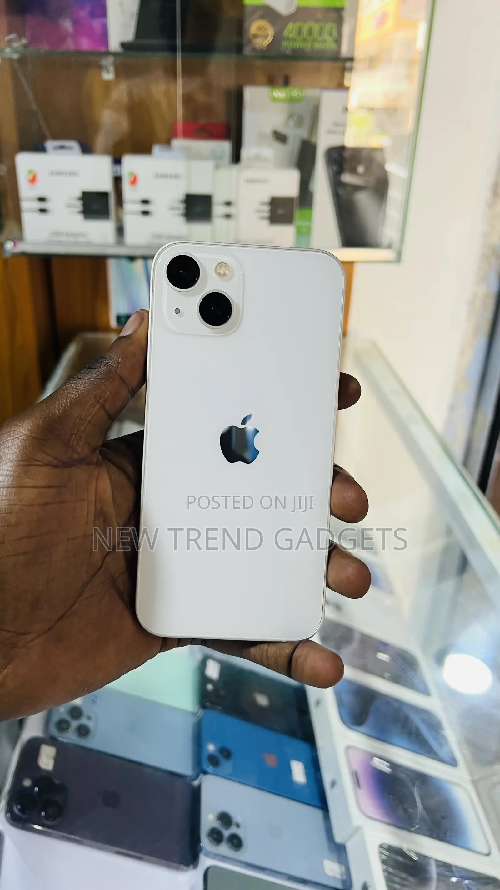 Apple iPhone 13 128 GB White