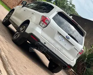 Subaru Forester 2017 White
