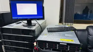 Server HP Easy Connect 24GB Intel Xeon HDD+SSD 3T
