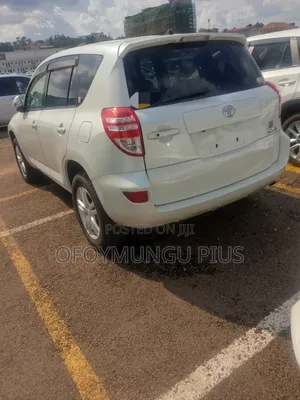 Toyota RAV4 2014 White