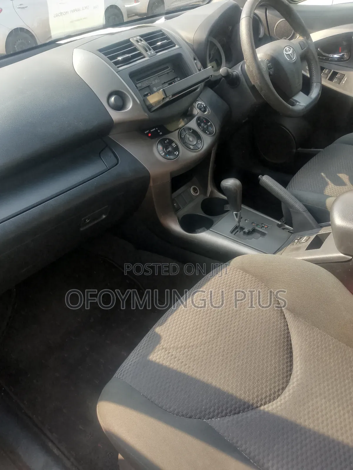 Toyota RAV4 2014 White
