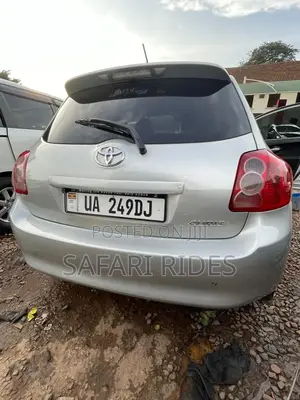 Toyota Auris 2007 Silver