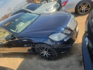 Mercedes-Benz E300 2014 Black