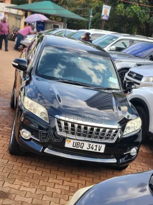 Toyota Vanguard 2012 Black