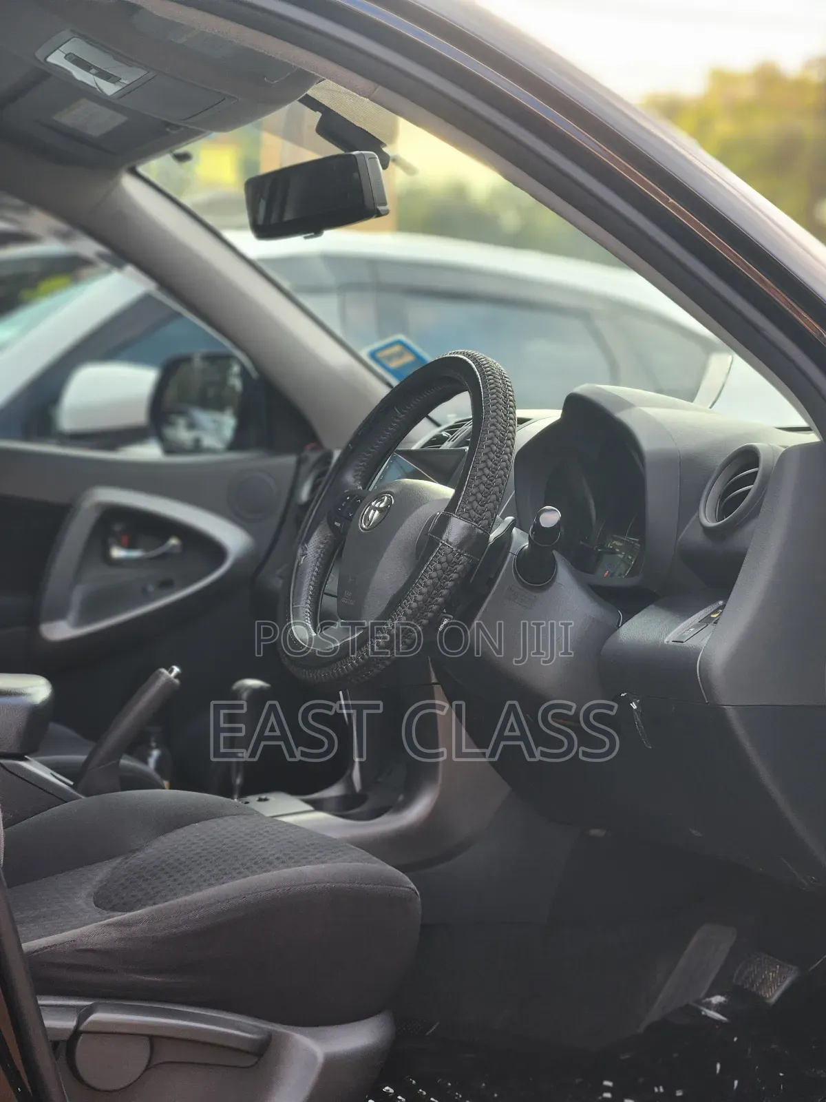 Toyota Vanguard 2012 Black