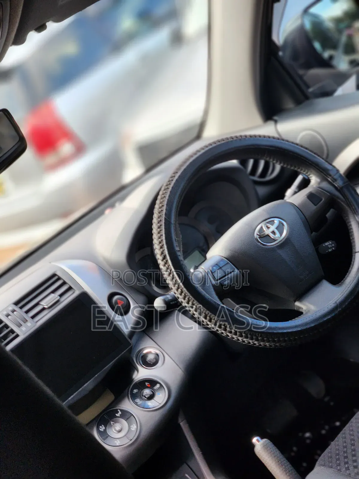 Toyota Vanguard 2012 Black