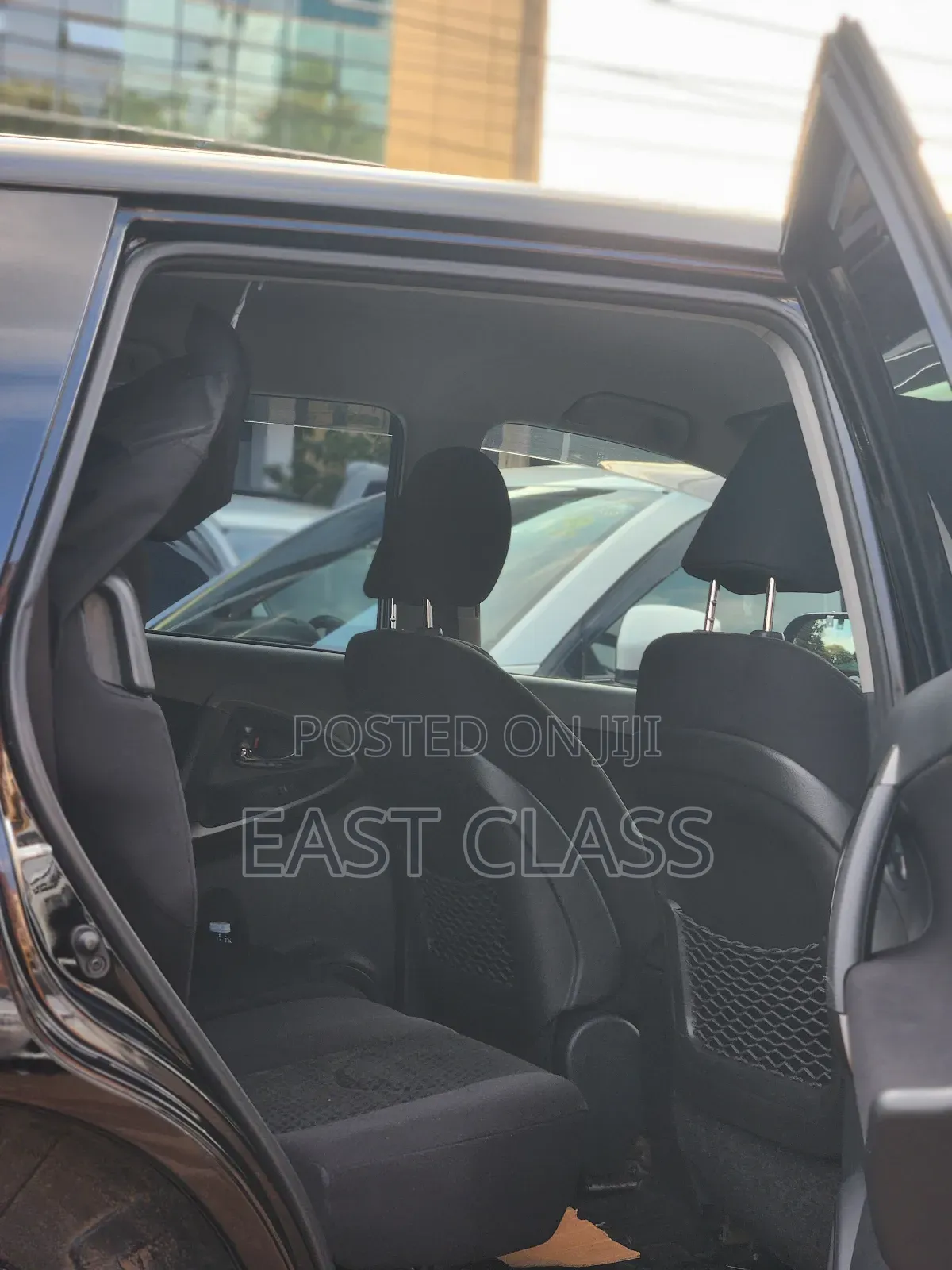 Toyota Vanguard 2012 Black