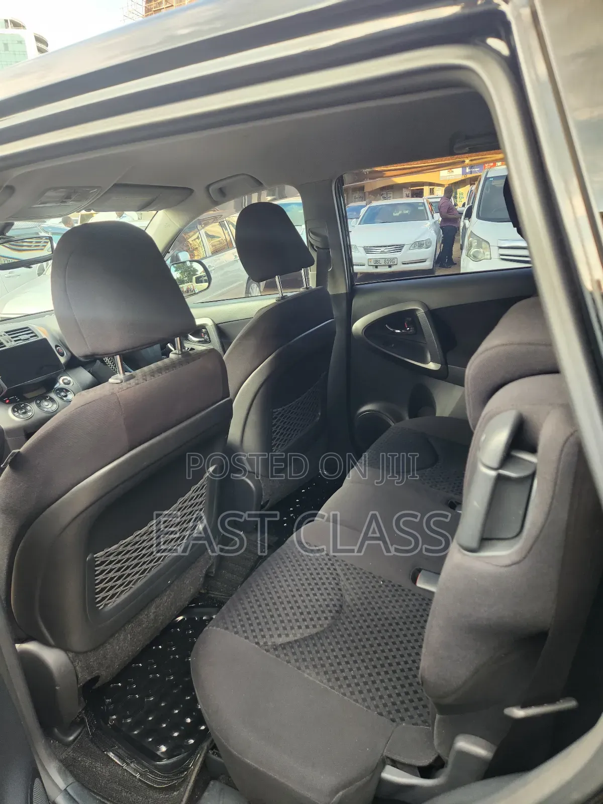 Toyota Vanguard 2012 Black