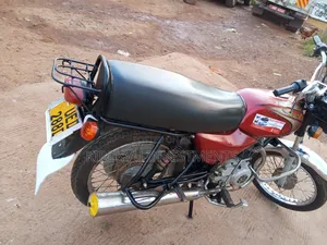 Bajaj Boxer 100 2019 Red