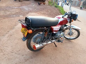 Bajaj Boxer 100 2013 Red