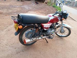 Bajaj Boxer 100 2013 Red