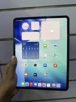 New Apple iPad Pro 13 (2025) 256 GB Gray