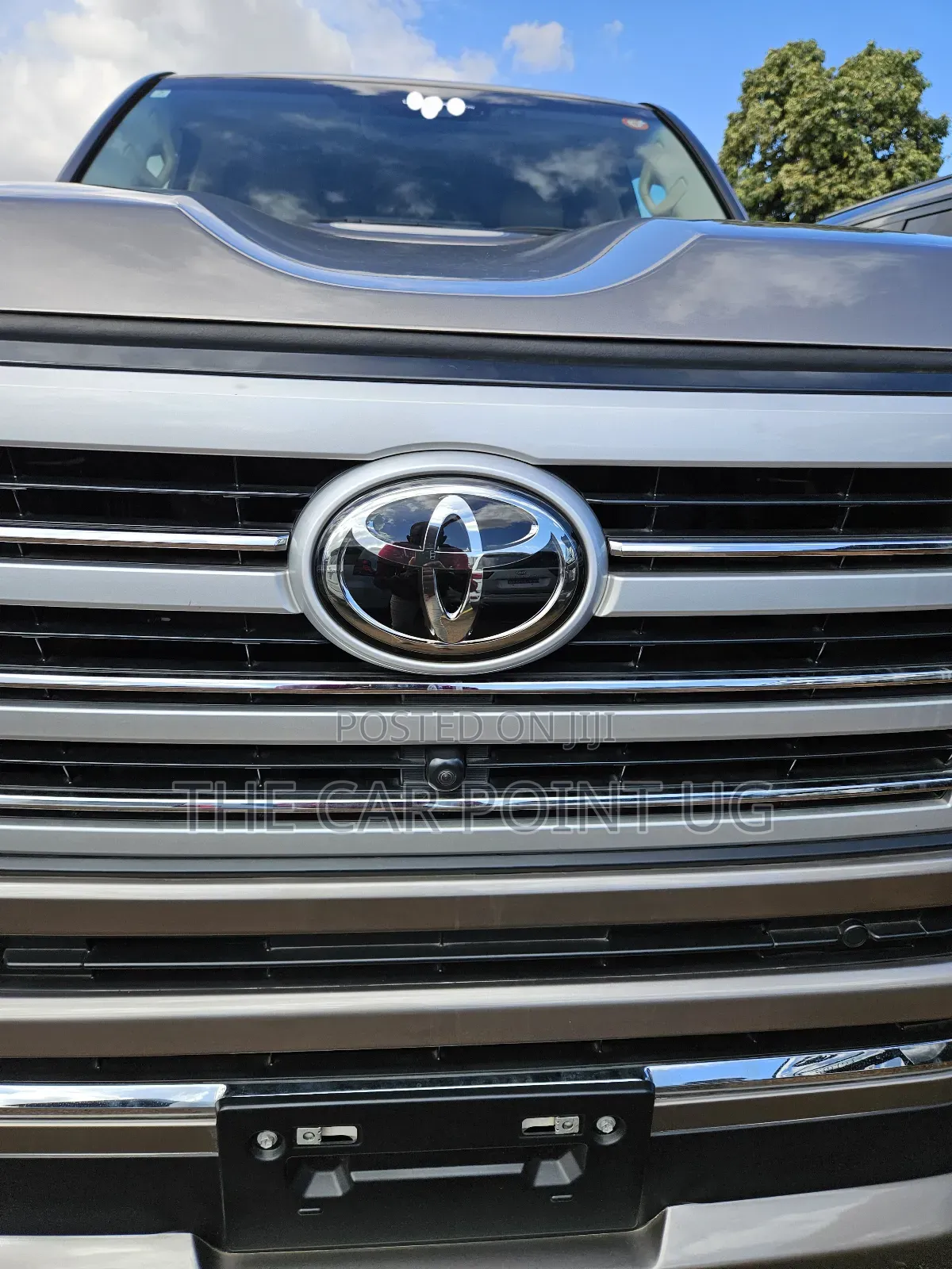 Toyota Land Cruiser LC300 2023 Beige