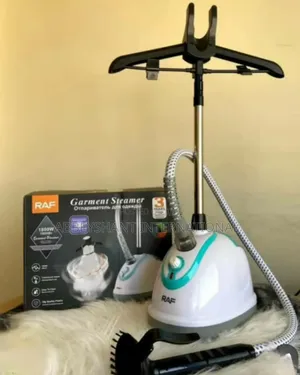 Raf Garment Steamer/ Roll Wheels, 2.4l Water Tank Garment Steamer