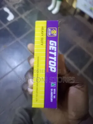 Box of Gettop Heavy Duty 9v Carbon Zinc Batteries.