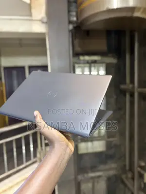 Laptop Dell Vostro 3520 8GB Intel Core i5 SSD 256GB