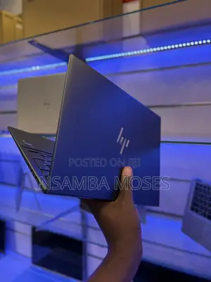 Laptop HP Dragonfly G4 16GB Intel Core i5 SSD 512GB